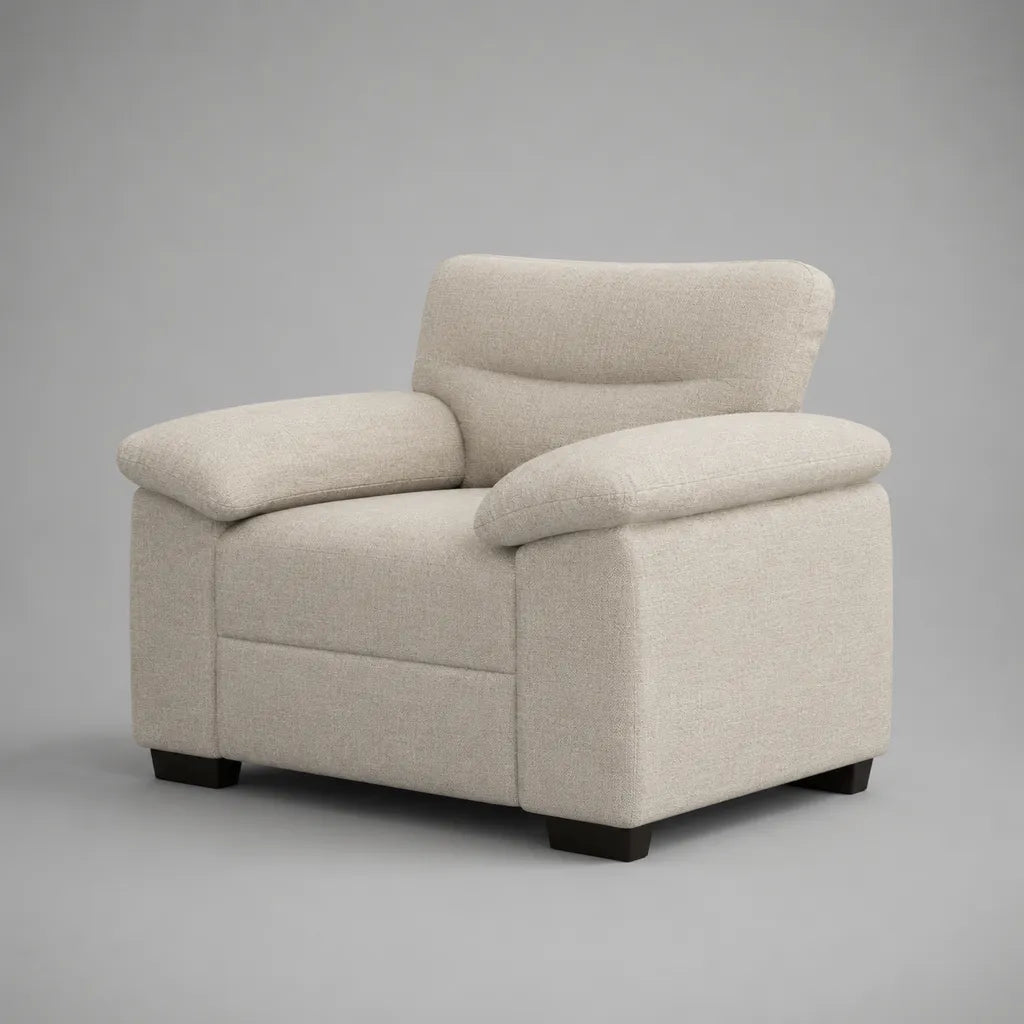 Poltrona imbottita 1 sedile in tessuto beige chiaro con piedini in legno nero, 118 × 95 × 92 cm